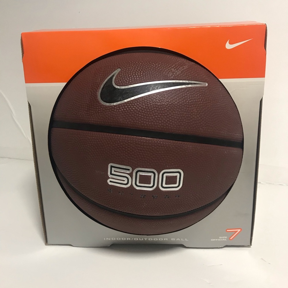 Nike 500 Indoor/Outdoor Size 7 Basketball - Picture 1 of 5
